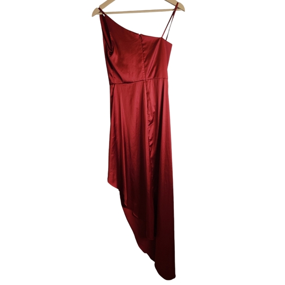 NWT IEENA for MAC DUGGAL One Shoulder Dress, color Dark Red, size 2 - Picture 4 of 13